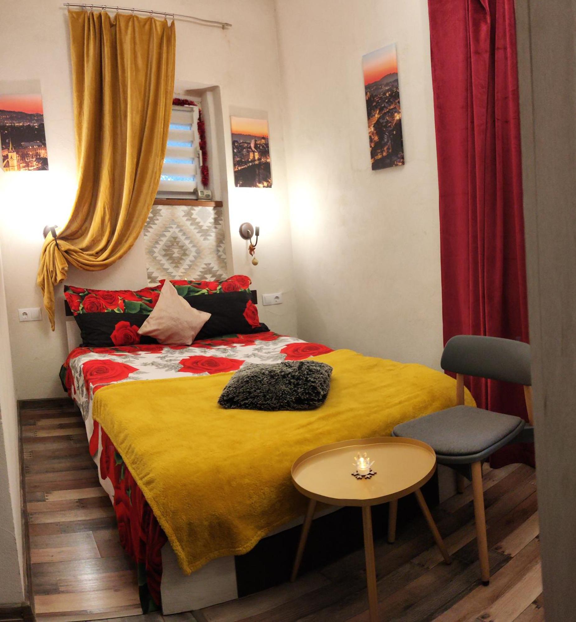 Old City Romantic Studio Μπρασόβ Δωμάτιο φωτογραφία